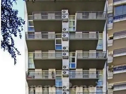 Monoambiente con Balcón