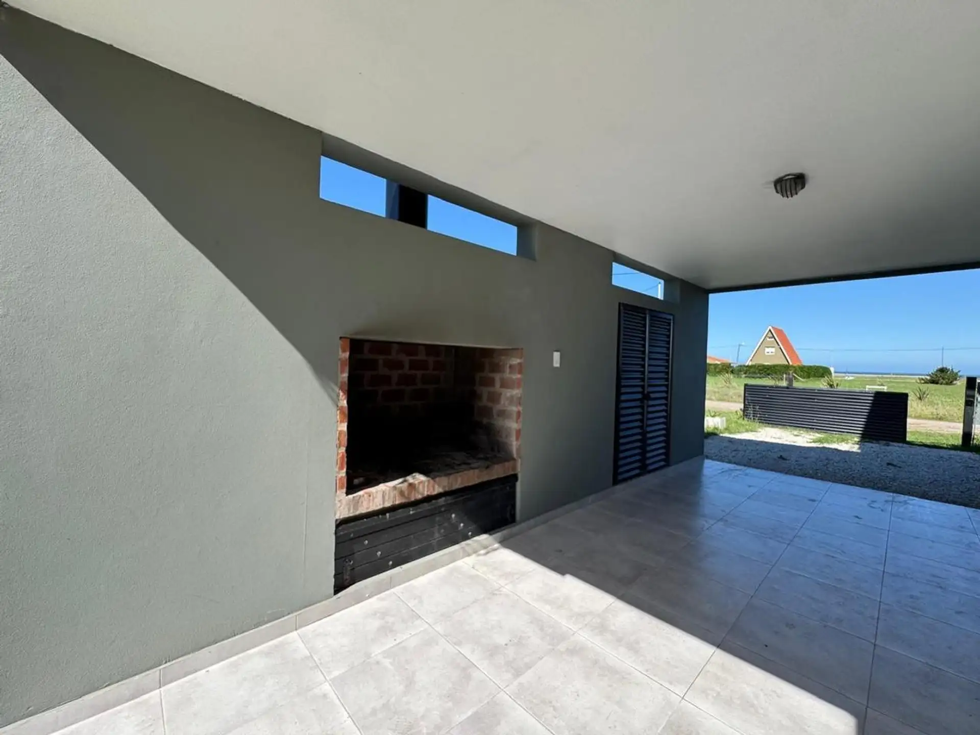 Casa 2 amb con vista al mar, 61 m² + terrazas, garage pasante y lote propio — El Marquesado