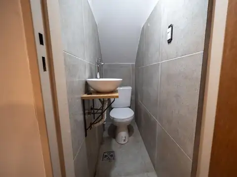Depto Tipo Casa 4 ambientes con 2 baños