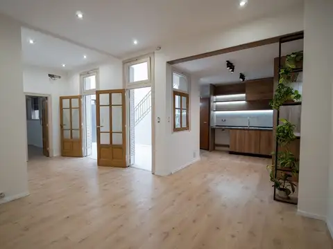 Depto Tipo Casa en Venta de 4 ambientes