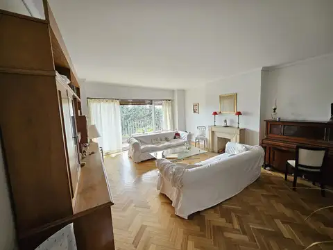 Departamento 5 ambientes con 2 baños