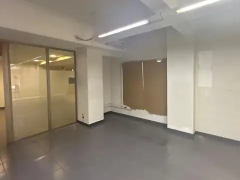 Local en Alquiler en Monte Grande, $ 2.900.000