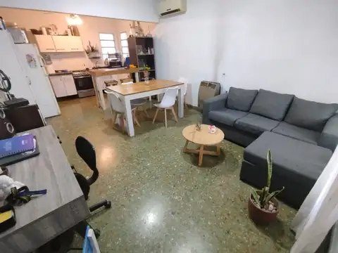 Blas Parera 1300