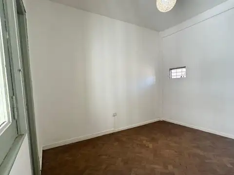 Departamento-Alquiler-2 ambientes-Inmejorable zona-Transporte