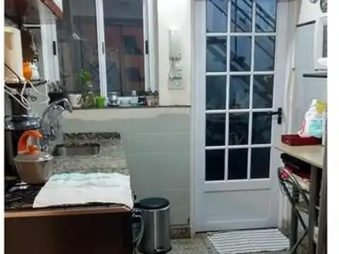 Depto Tipo Casa 3 ambientes con 1 baño