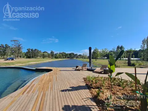 Terreno en  Zona Golf Punta del Este 1.000 m2 a la laguna AURA BRAVA GOLF