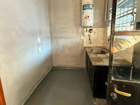 Casa en Alquiler con 2 cocheras