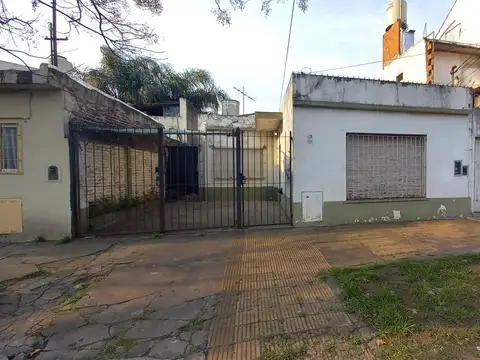 En Venta, Casa con galpon en Villa Ballester, General San Martín