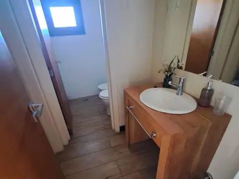 Departamento 4 ambientes con 2 baños