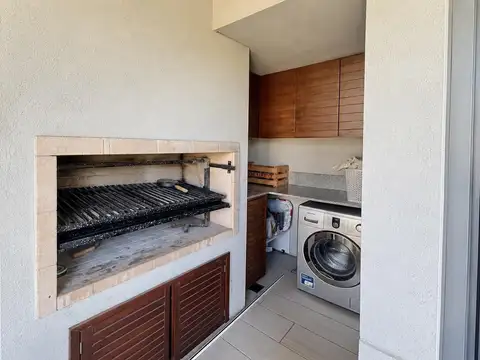 Departamento en Alquiler en San Isidro, USD 1.750