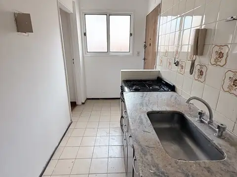 2 AMBIENTES LUMINOSOS   APTO PROFESIONAL  