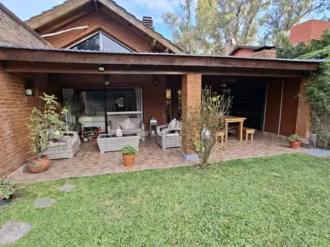 Casa en Alquiler Temporal de 4 dormitorios