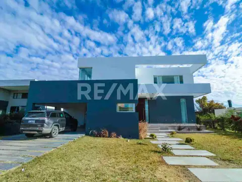 Casa en Venta en Neuquen, Confluencia