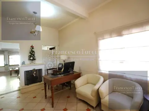 Casa en Venta al Oeste