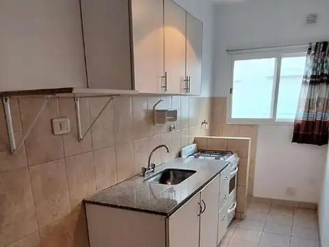 Depto Tipo Casa en Alquiler de 2 ambientes
