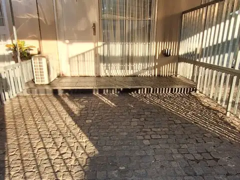 Depto Tipo Casa en Venta de 3 ambientes