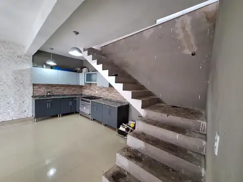 Casa 12 ambientes con 7 baños