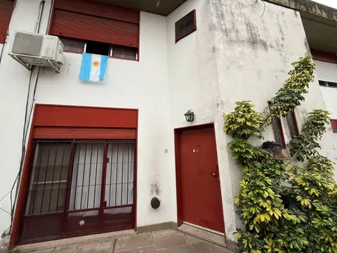 VENTA DUPLEX 4 AMB BARRIO CARTERO