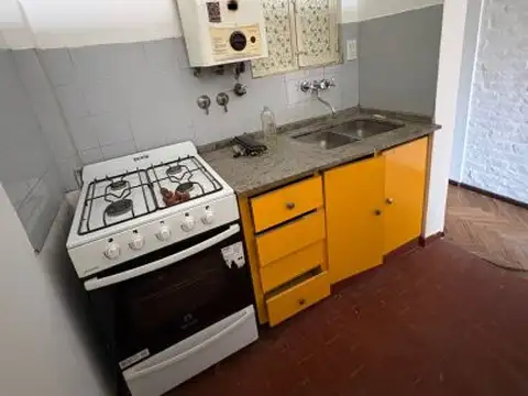 Departamento en Alquiler en Centro, $ 300.000