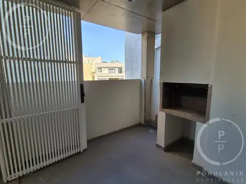 Avenida Ricardo Balbin al 2600