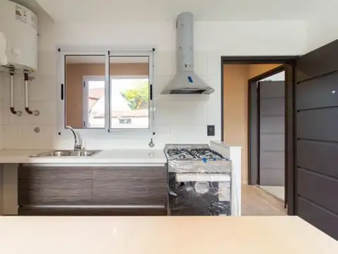 Depto Tipo Casa en Venta con 1 cocheras