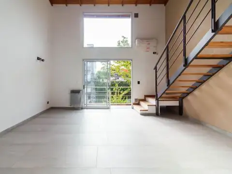 Depto Tipo Casa en Venta de 2 ambientes
