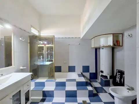 VENTA CASA LOCAL PASO DEL REY 3 AMBIENTES  CREDITO