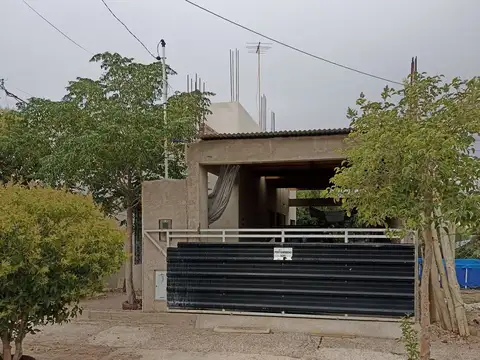 CASA EN VENTA GENERAL ROCA( Barrio Nuevo)