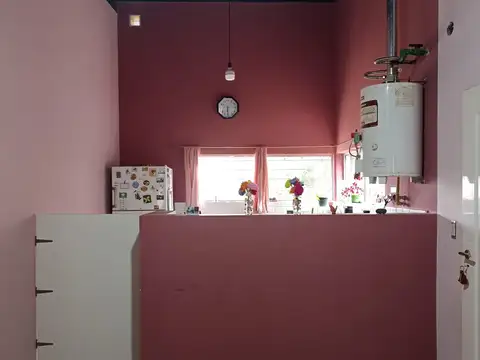 Casa 5 ambientes con 1 baño