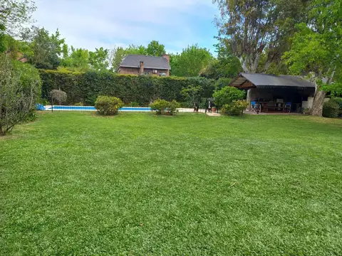 Casa en Alquiler Temporal en San Ignacio, USD 3.800