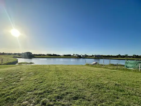 Terreno en Venta de 974,0 m2