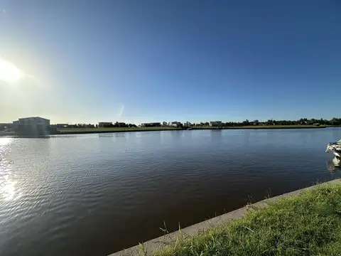 Terreno en Venta en El Naudir, USD 145.000