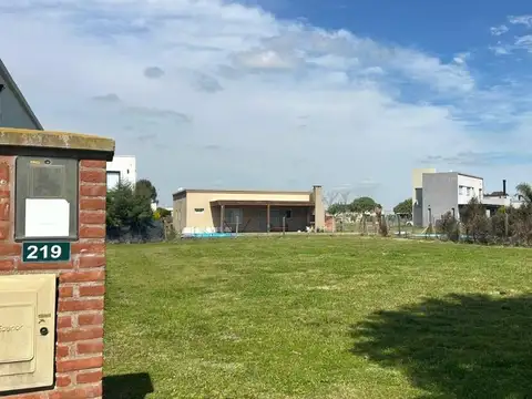 Terreno en Venta 30  mts Fondo