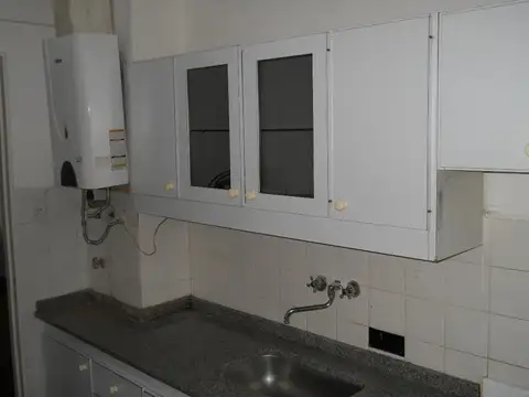 Departamento en Alquiler en Abasto, $ 690.000