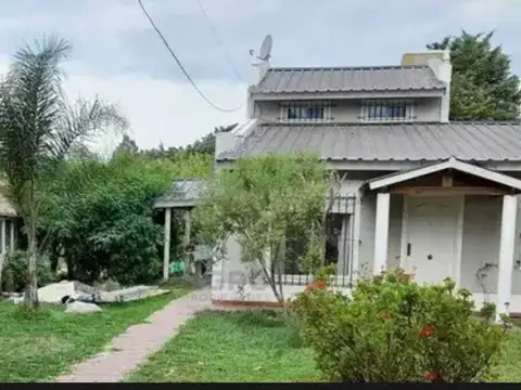 Casa  en Venta en Barrio Parque Sakura, Exaltación de la Cruz, G.B.A. Zona Norte