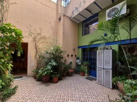 Depto Tipo Casa en Venta en Chacarita, USD 175.000