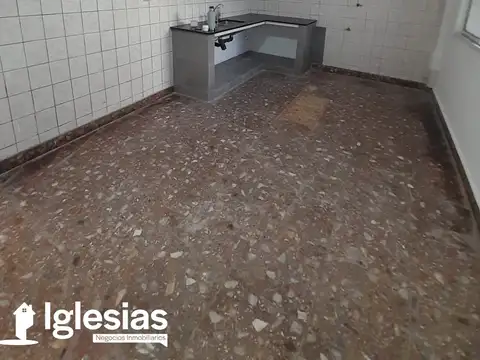 Depto Tipo Casa en Alquiler de 2 ambientes