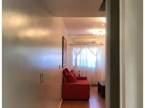 Depto Tipo Casa 5 ambientes con 1 baño