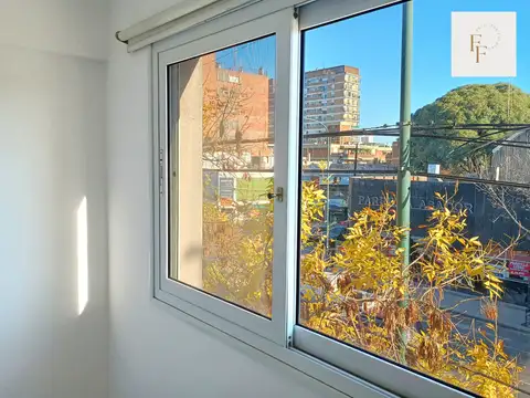 Divino 2 Ambientes con Cochera Av Centenario 500 San Isidro Usd.115.000.-
