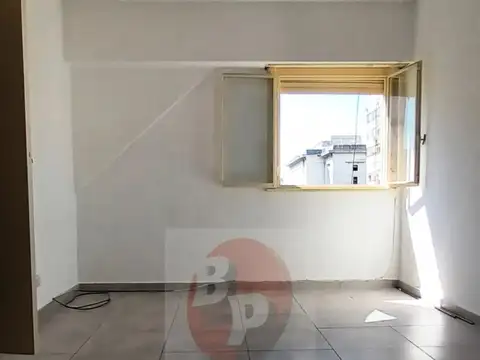 Sarandi 1300, Piso 6