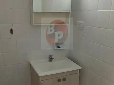 Sarandi 1300, Piso 6