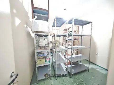Depósito en Carapachay