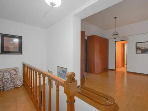 Casa 4 ambientes con 4 baños