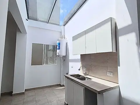 Casa  en alquiler en villa raffo, tres de febrero, g.b.a. zona oeste