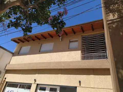 Dpto. 2 dormitorios alquiler permanente - Roldán Centro