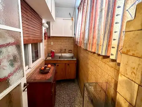 14 e/ 44 y 45 600, Piso 2