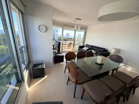 Departamento en Alquiler de 3 dormitorios