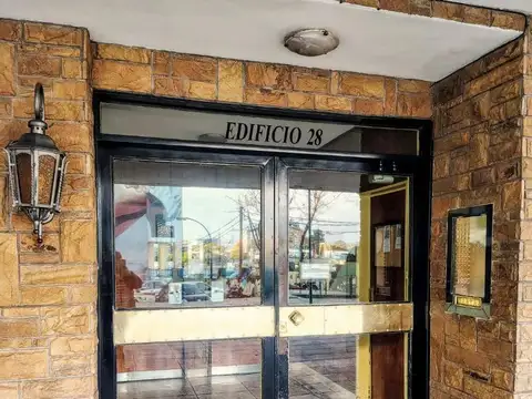 Avenida Pedro De Mendoza 1700 , Piso 2