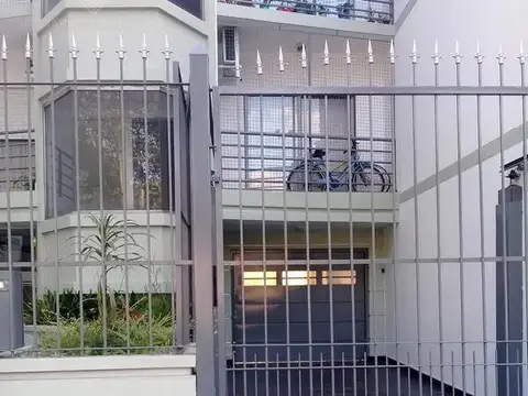 Hipolito Yrigoyen 6300