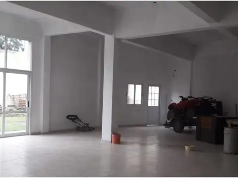 Local en Venta en Villa Adelina, USD 270.000